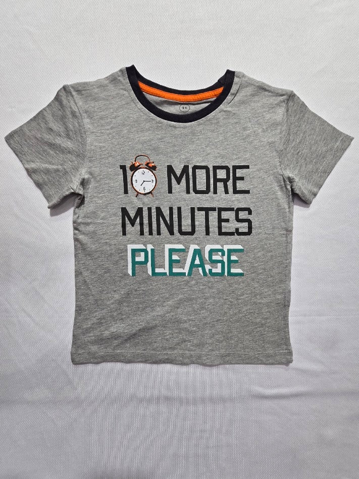 Girl's t-shirt - ten minutes