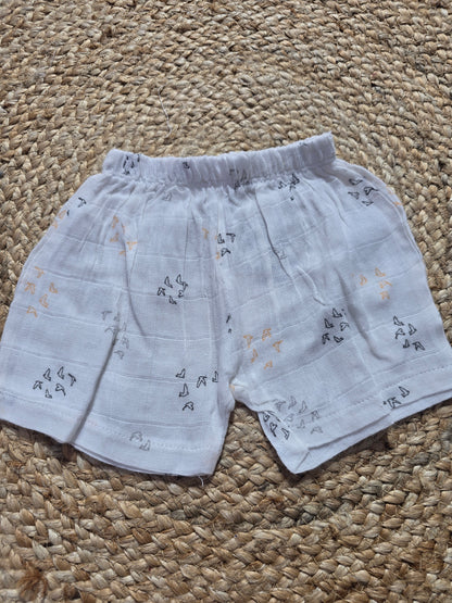 Baby's muslin shorts - birds