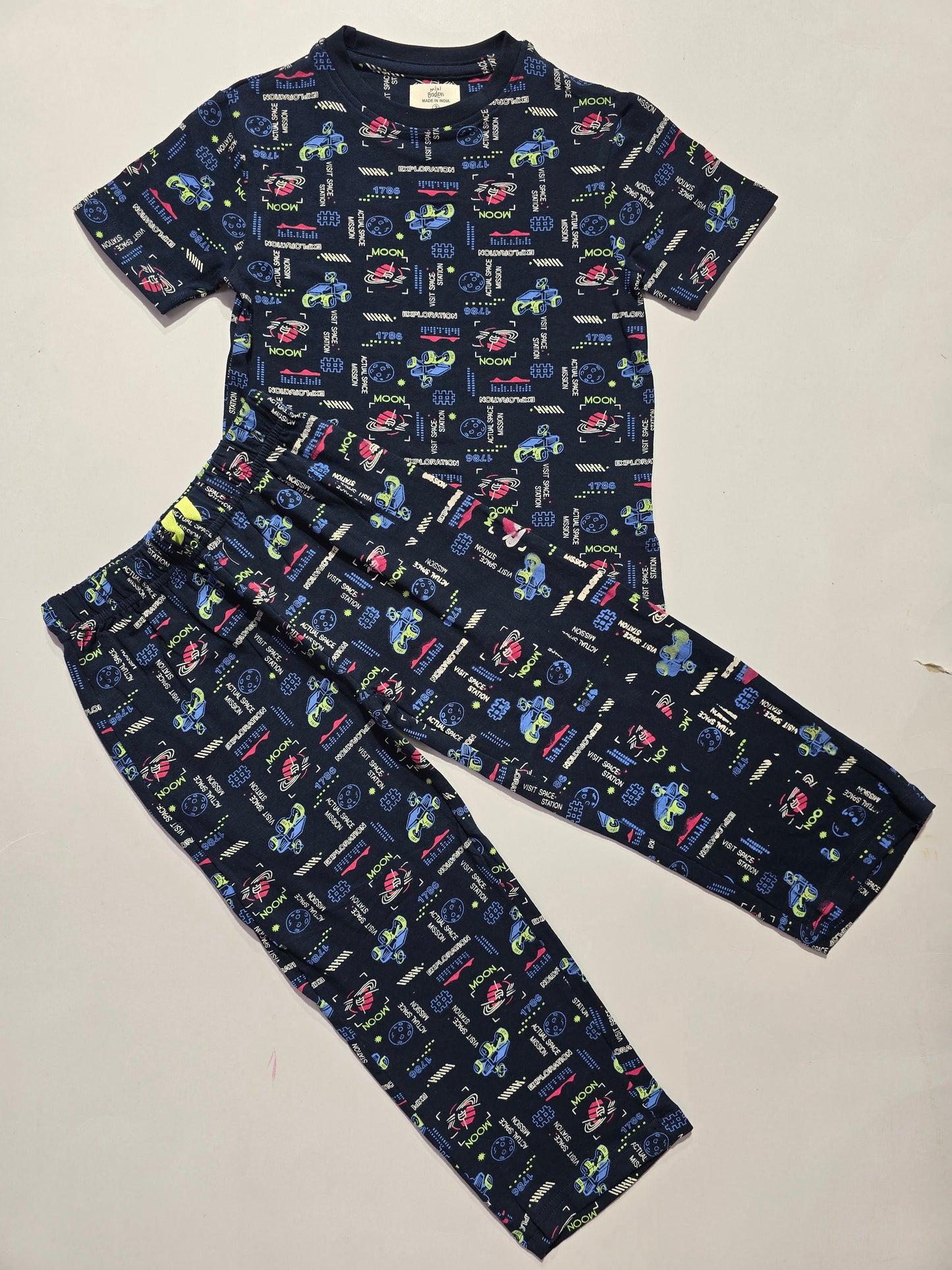 Unisex pant co-ord set - space