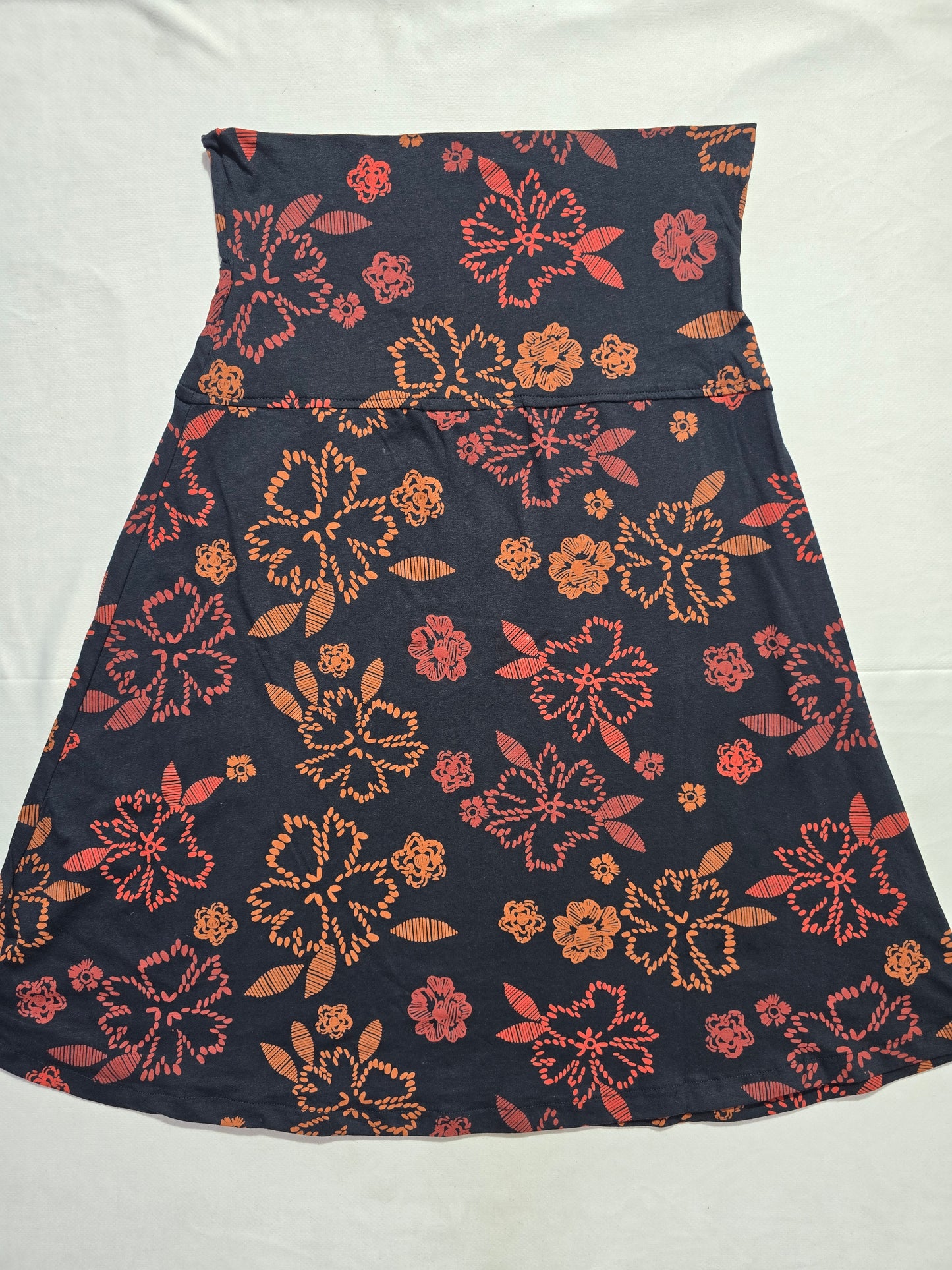 Women's skirt - dot blossom